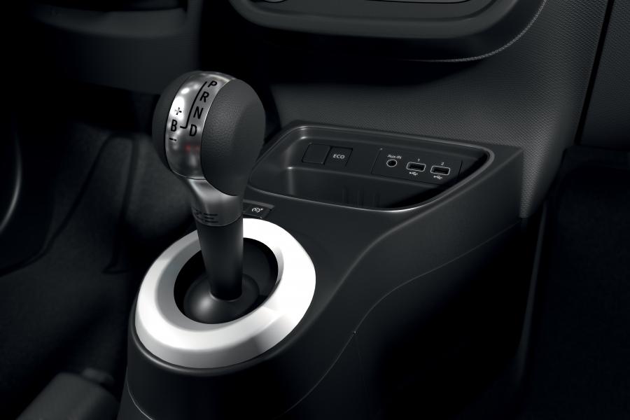 Детали интерьера Renault Twingo Z.E. 2020 года  (WW) (фото 16 из 27)